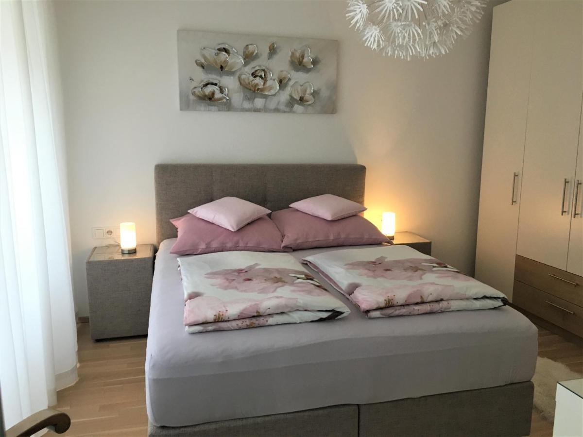 Ferienwohnung Danubia ลินซ์ ภายนอก รูปภาพ