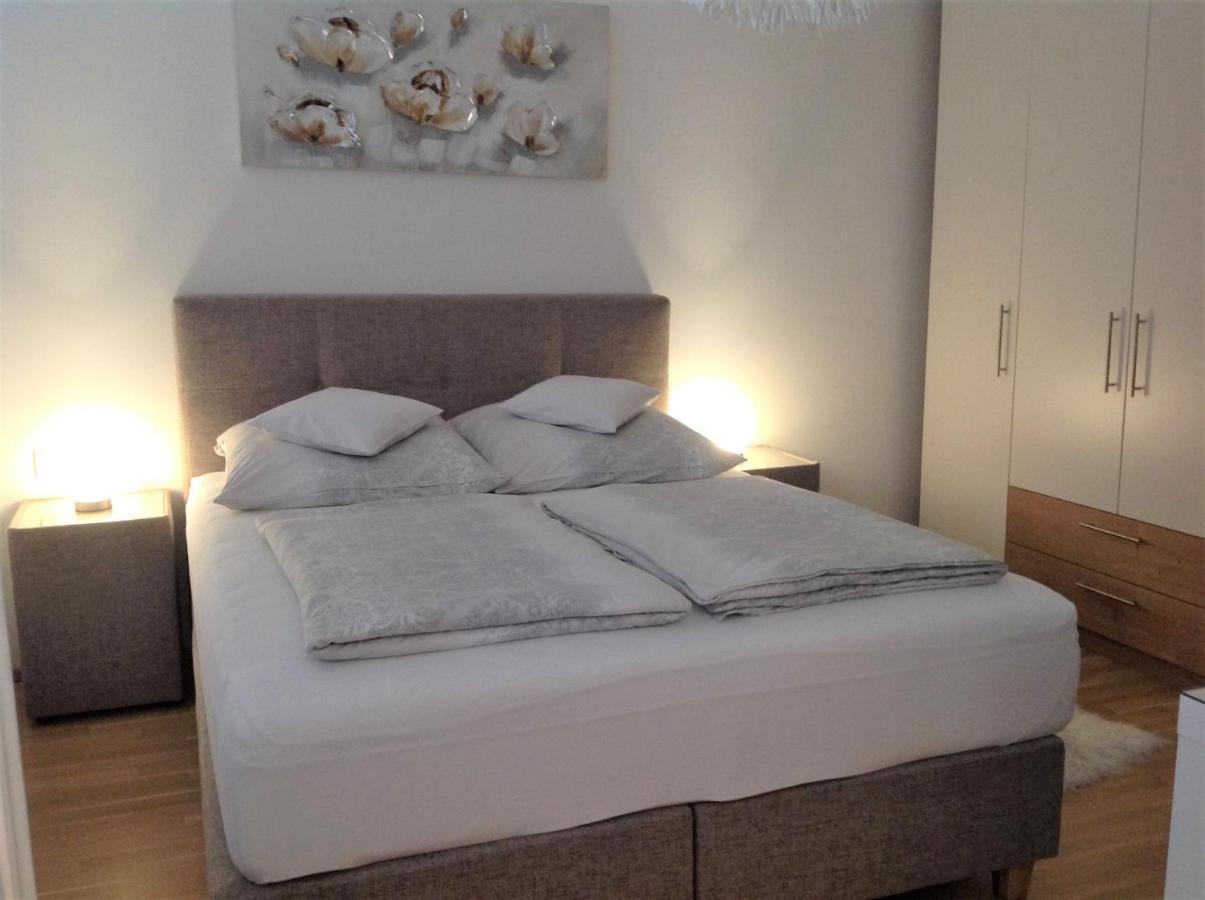 Ferienwohnung Danubia ลินซ์ ภายนอก รูปภาพ